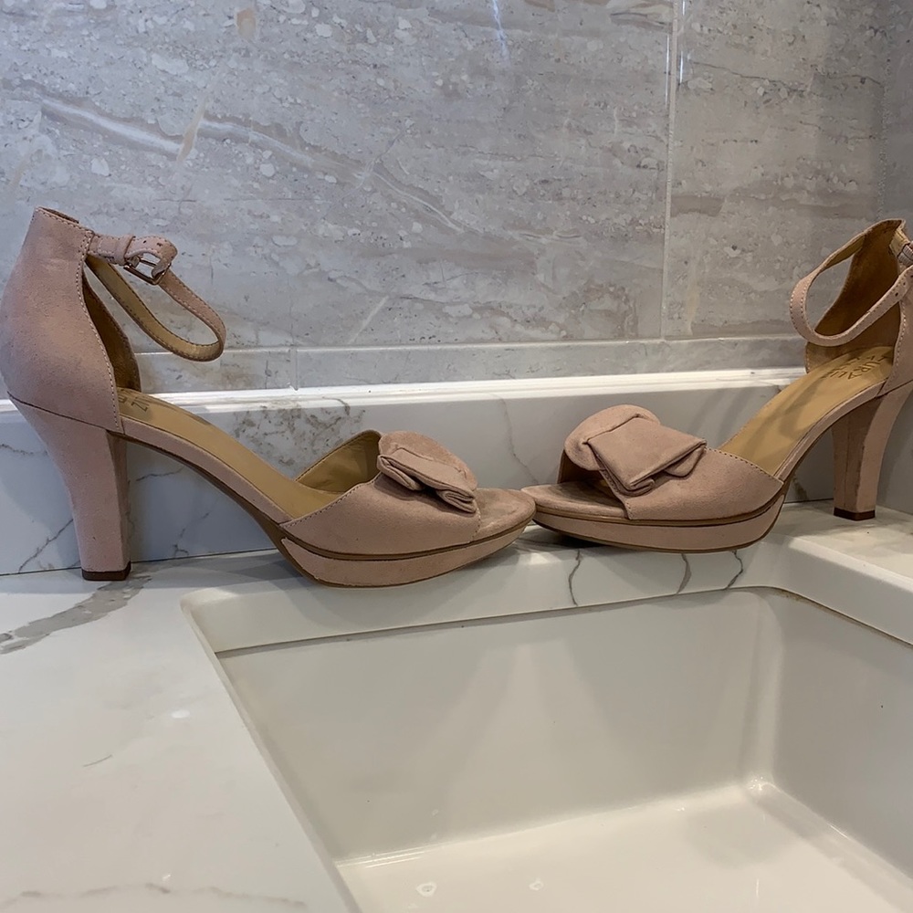 Naturalizer suede heels with ankle strap